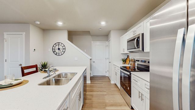 9425 Lovegrass Drive SW, Cedar Rapids, IA 52404