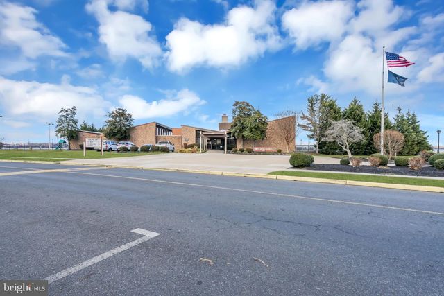 1084 HARBOUR DR, Palmyra, NJ 08065