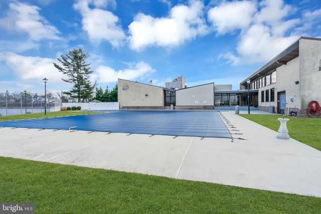 1084 HARBOUR DR, Palmyra, NJ 08065