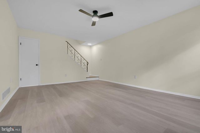 1084 HARBOUR DR, Palmyra, NJ 08065