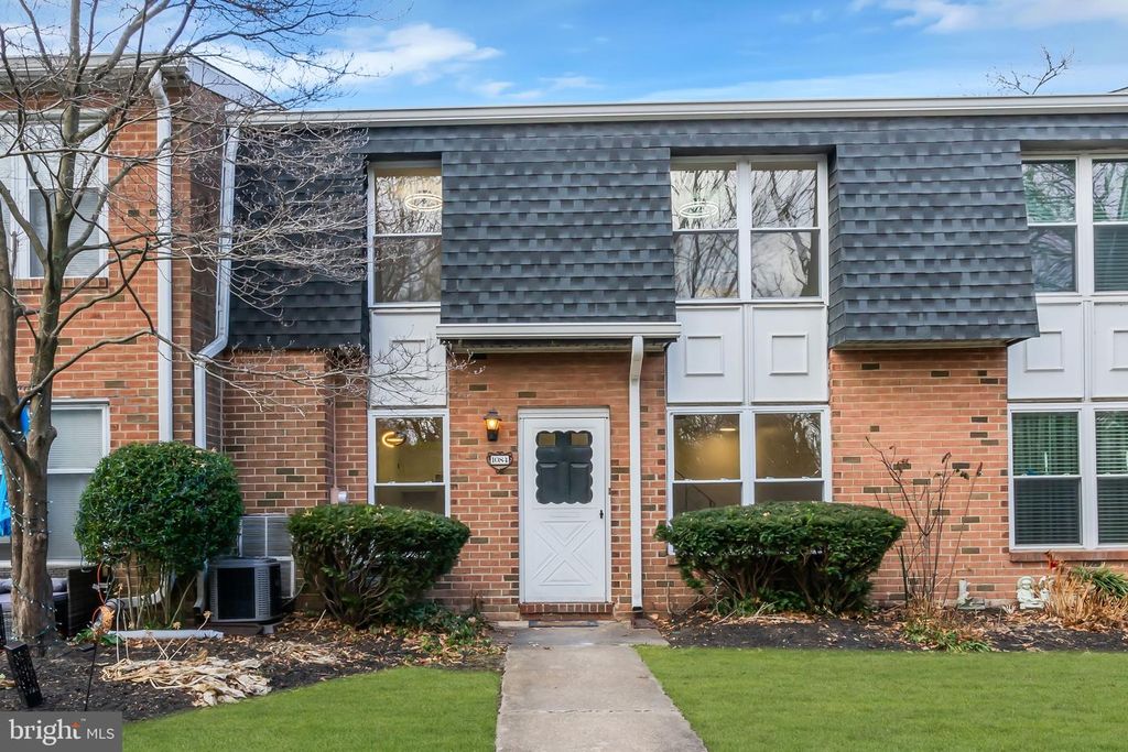 1084 HARBOUR DR, Palmyra, NJ 08065