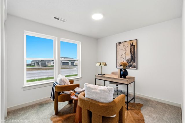 518 N Viewmont Ct, Greenacres, WA 99016