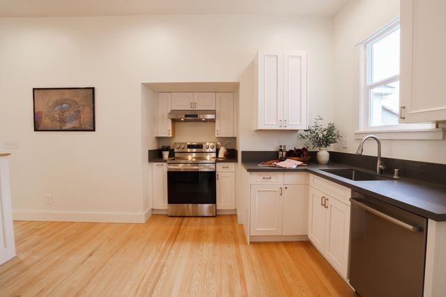 1532 1532 5th Avenue, Oakland, CA 94606