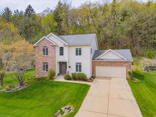 1133 Gil's Way, Cross Plains, WI 53528
