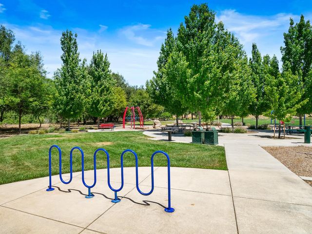 15325 Murieta South Pkwy, Rancho Murieta, CA 95683