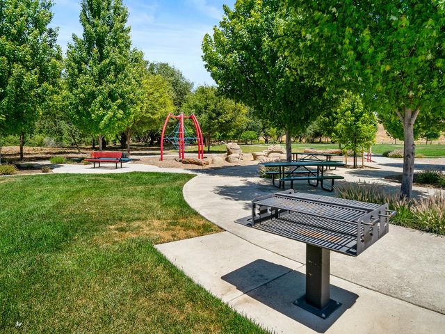 15325 Murieta South Pkwy, Rancho Murieta, CA 95683