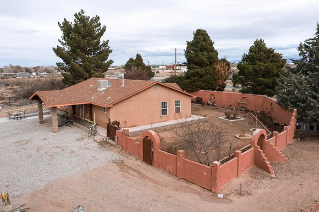 1636 New Mexico 304, Belen, NM 87002