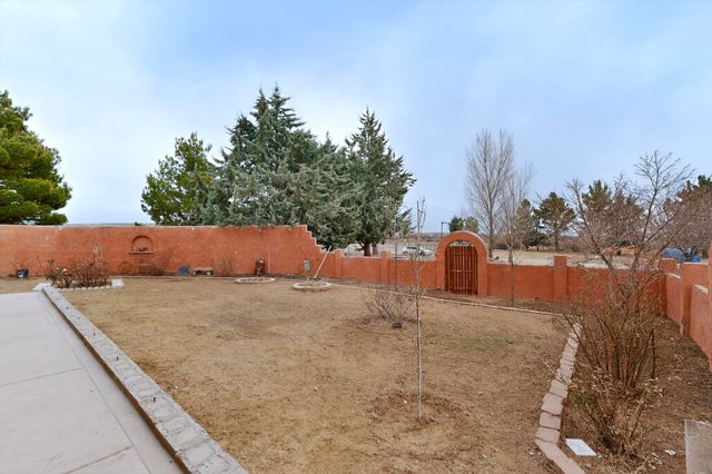 1636 New Mexico 304, Belen, NM 87002