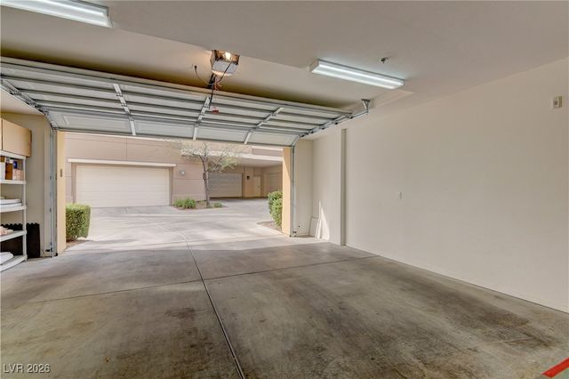 9208 Tesoras Drive 201, Las Vegas, NV 89144