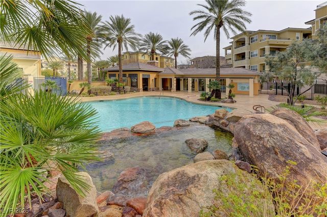 9208 Tesoras Drive 201, Las Vegas, NV 89144