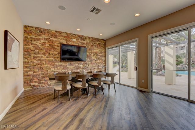 9208 Tesoras Drive 201, Las Vegas, NV 89144