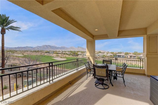 9208 Tesoras Drive 201, Las Vegas, NV 89144