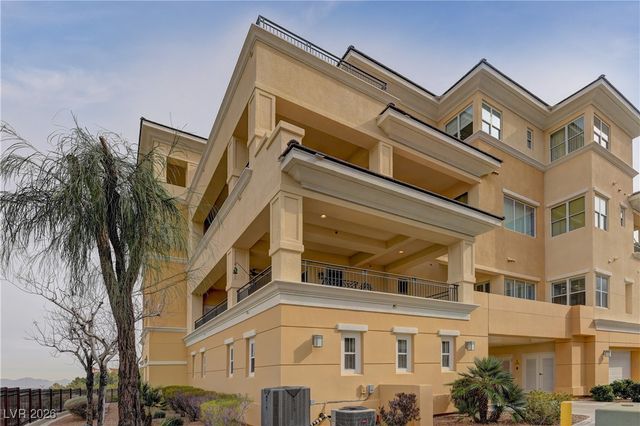 9208 Tesoras Drive 201, Las Vegas, NV 89144