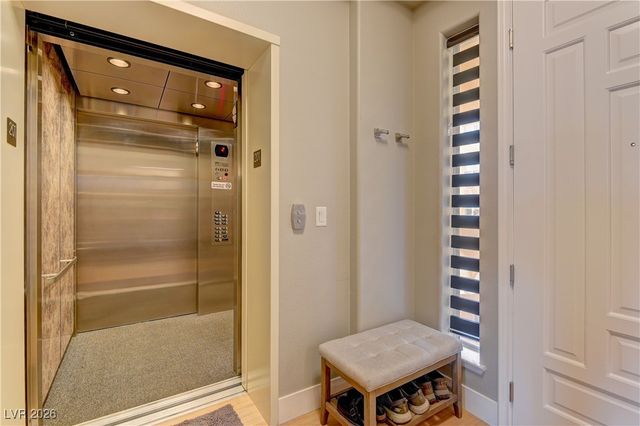 9208 Tesoras Drive 201, Las Vegas, NV 89144