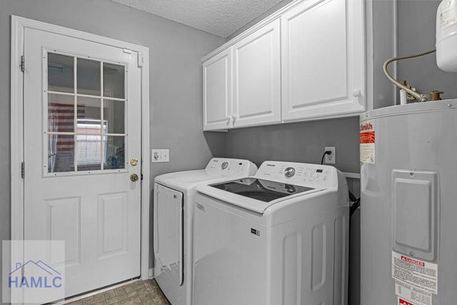 100 Kentucky Derby Drive, Hinesville, GA 31313