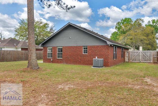 100 Kentucky Derby Drive, Hinesville, GA 31313