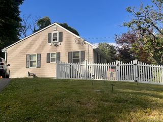 16 Clove Road 1, Salisbury Mills, NY 12577
