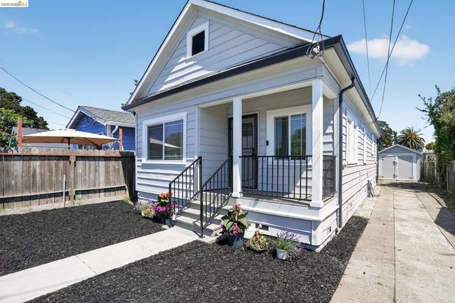 1118 61St Ave, Oakland, CA 94621