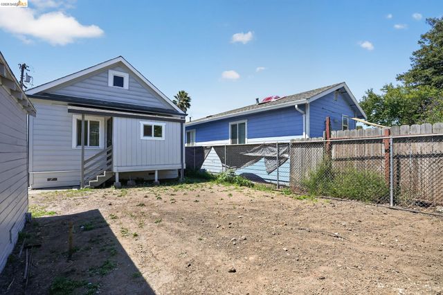 1118 61St Ave, Oakland, CA 94621