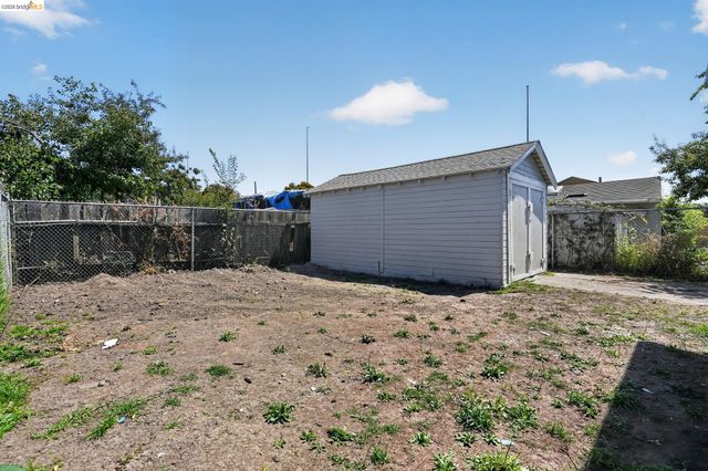 1118 61St Ave, Oakland, CA 94621