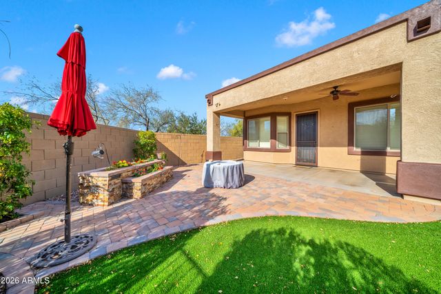 4423 W KENAI Drive, New River, AZ 85087