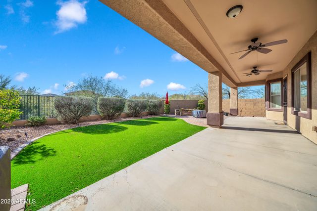 4423 W KENAI Drive, New River, AZ 85087