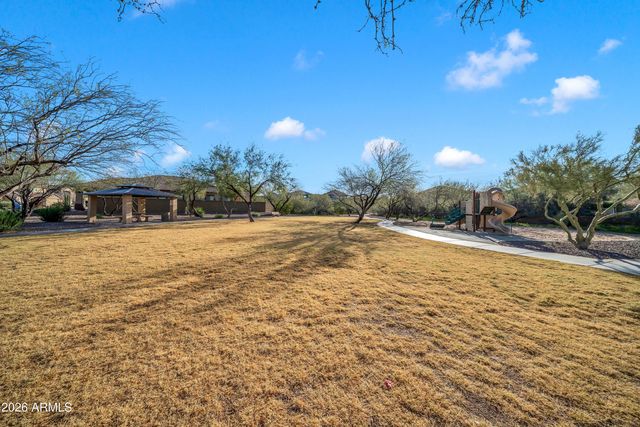 4423 W KENAI Drive, New River, AZ 85087