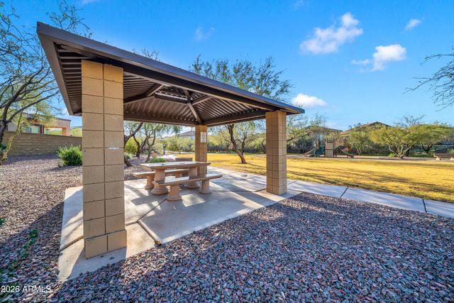 4423 W KENAI Drive, New River, AZ 85087