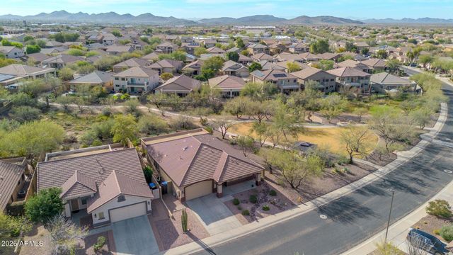 4423 W KENAI Drive, New River, AZ 85087