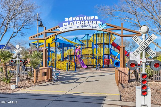 4423 W KENAI Drive, New River, AZ 85087