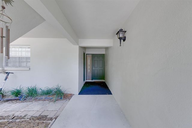 68 COUNTRY CLUB DRIVE, Largo, FL 33771