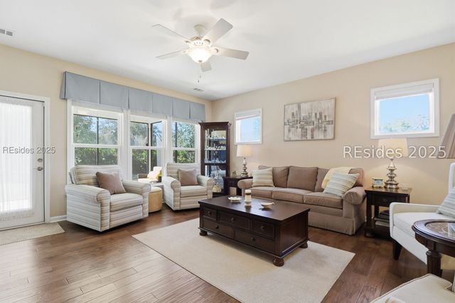 8 Chicory Ct, Bluffton, SC 29909