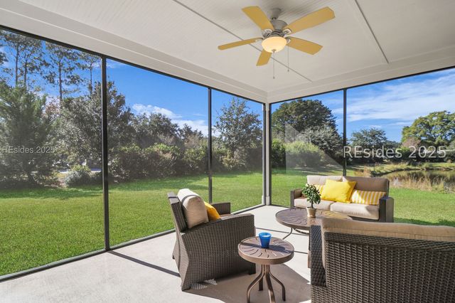 8 Chicory Ct, Bluffton, SC 29909