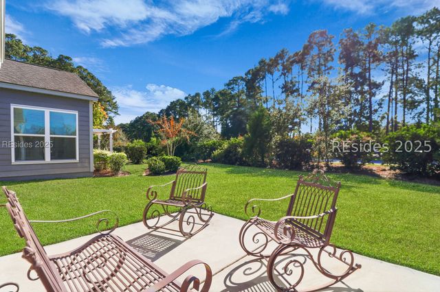 8 Chicory Ct, Bluffton, SC 29909
