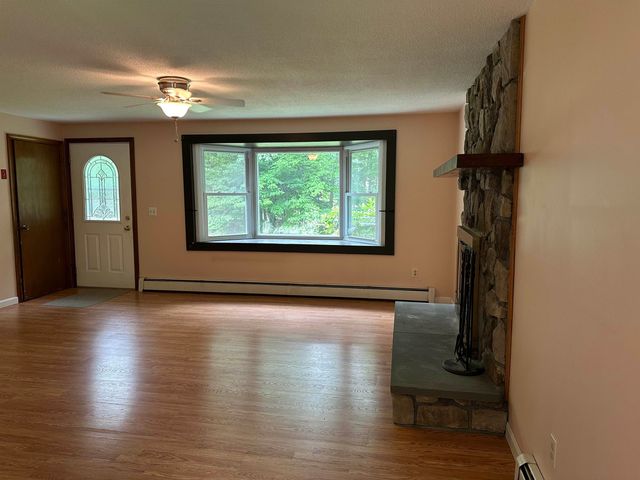 8 Amboy Circle, Jaffrey, NH 03452