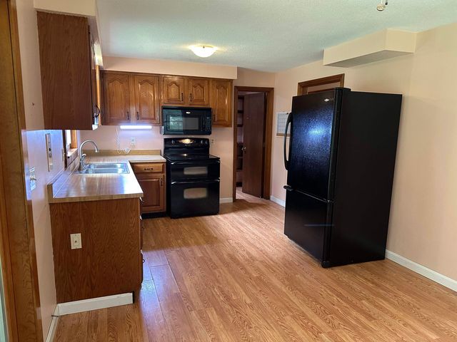 8 Amboy Circle, Jaffrey, NH 03452