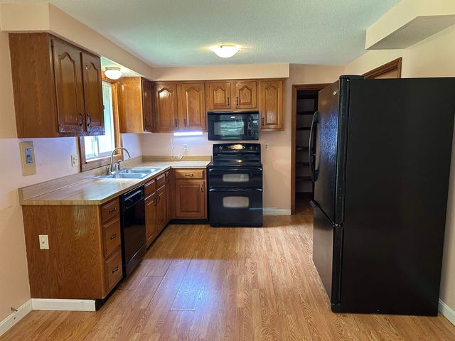 8 Amboy Circle, Jaffrey, NH 03452