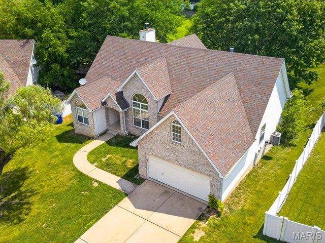 3986 Poppy Marie Lane, St Charles, MO 63304