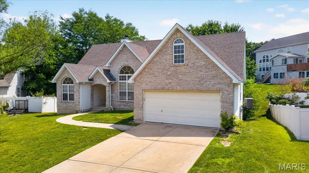 3986 Poppy Marie Lane, St Charles, MO 63304