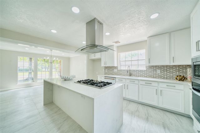 619 Green Belt Drive, Sugar Land, TX 77498