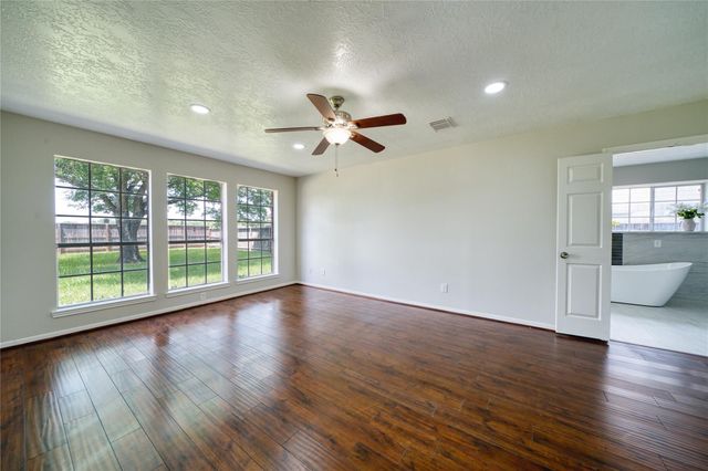 619 Green Belt Drive, Sugar Land, TX 77498