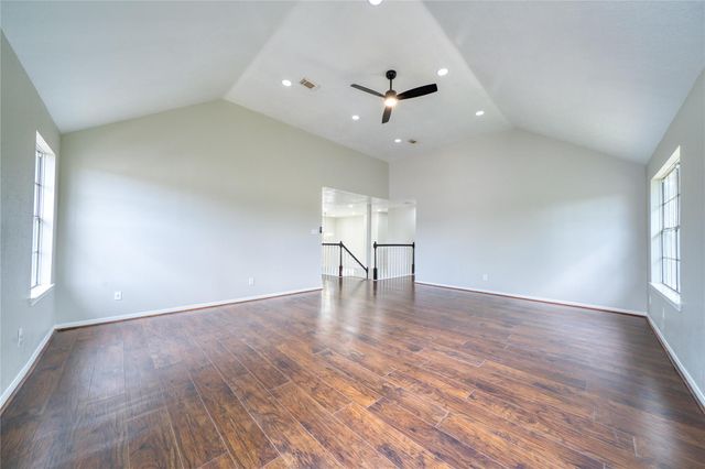 619 Green Belt Drive, Sugar Land, TX 77498
