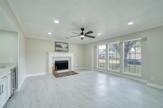 619 Green Belt Drive, Sugar Land, TX 77498