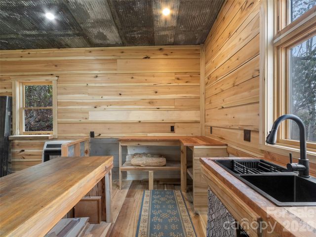 141 Overlook Drive 30, Spruce Pine, NC 28777