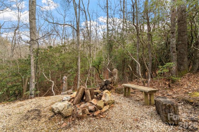 141 Overlook Drive 30, Spruce Pine, NC 28777