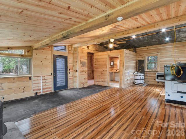 141 Overlook Drive 30, Spruce Pine, NC 28777