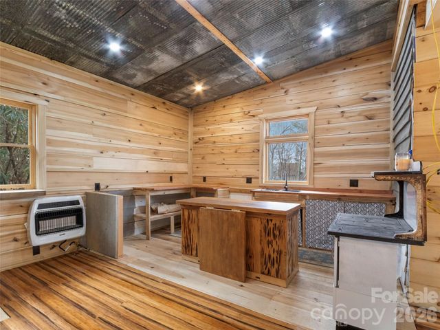 141 Overlook Drive 30, Spruce Pine, NC 28777