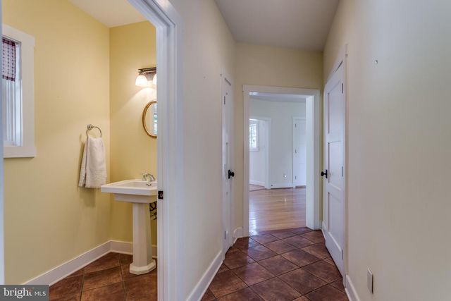 1321 VANCERIGHT CIR, Winchester, VA 22601