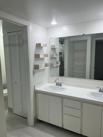 3249 Gardens East Drive C, Palm Beach Gardens, FL 33410