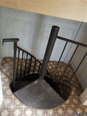 22417 Cox Rd, North Dinwiddie, VA 23803